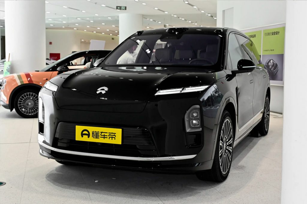 NIO ES8 Six-Seat Executive Luxury Edition